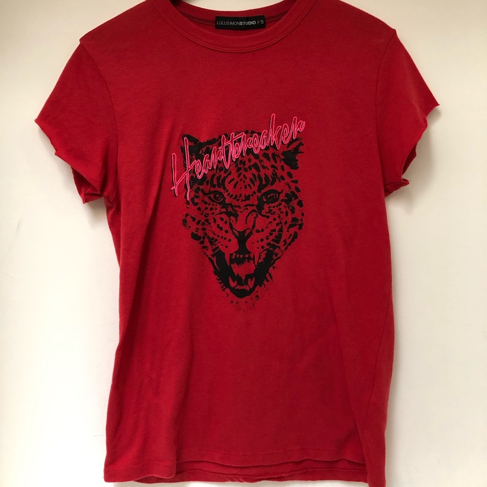 Heartbreaker red graphic tee